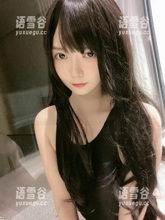这也太真实了吧！51酱黑红泳装原图又在无圣光中展露本色。