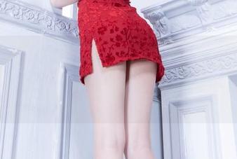 Beautyleg – 最新游泳竞争，AVY的泳池里，分享一些超乎寻常的“漂浮技巧”。
