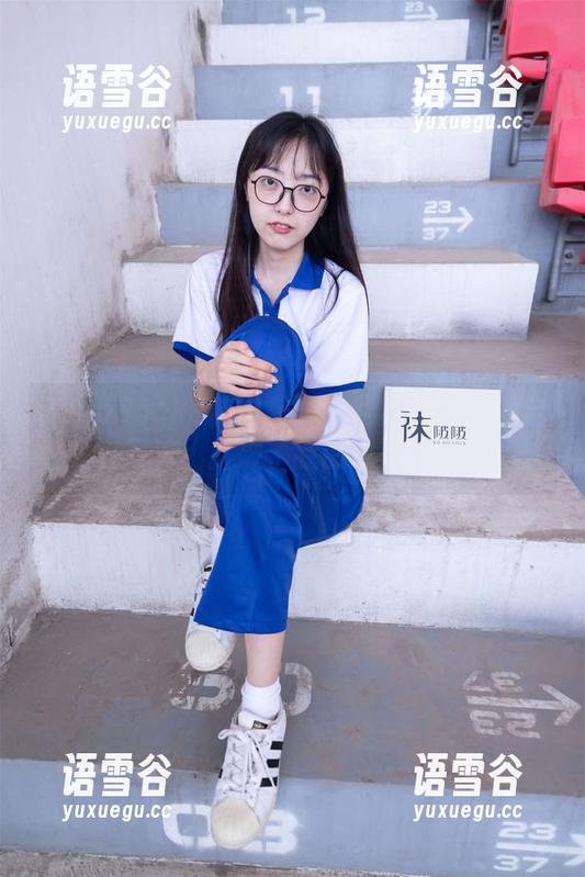 BoBoSocks袜啵啵 - 白棉袜与木木的全套写真，打破了我的审美认知！