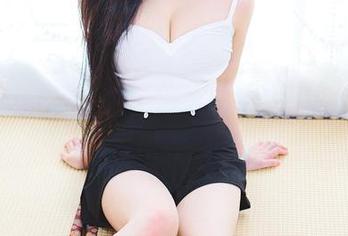 GIRLT果团网 – 尹意纯的美图大集合：当圣诞老公公遇见街拍达人会发生什么？