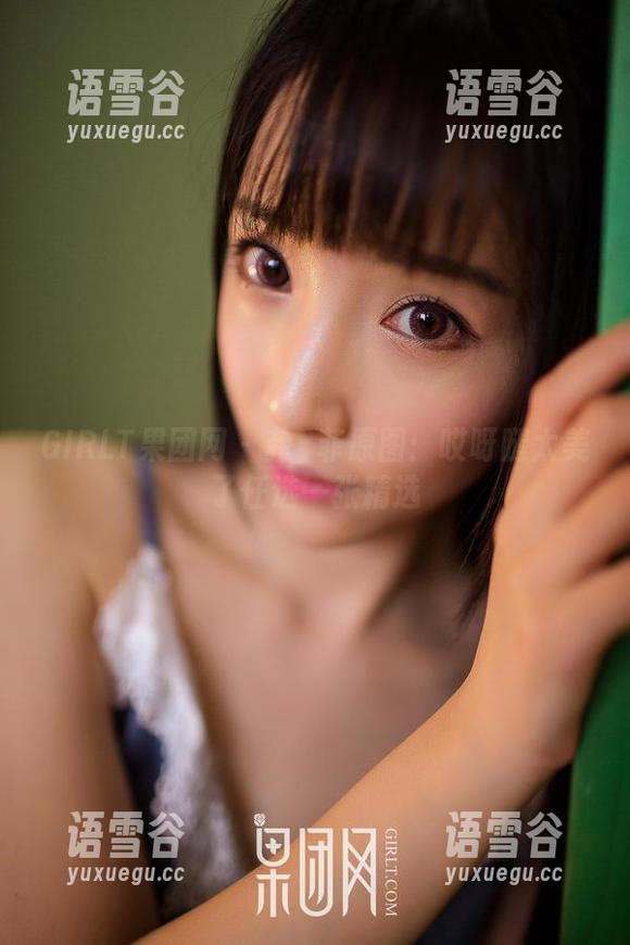 GIRLT果团网 - 龚玥菲原图：哎呀腿太美了任选一张精选