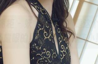 Ligui丽柜 – 妖妖的长腿，是这个写真图包里最耀眼的星光吗？我有些小期待。