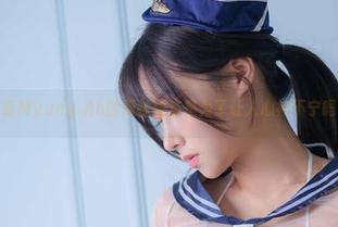 难道Myung Ah的网袜图集是为了让人心神不宁吗？