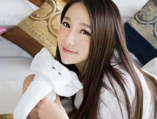 TGOD推女神 – AZHUA的粉色美图像极了梦幻，居然让我默默保护我的壁纸。
