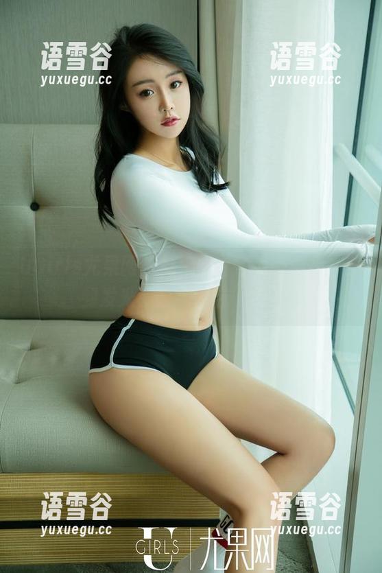 UGirls尤果网 - 郭婉祈白色最新合集，白到发光，太“纯洁”了吧？