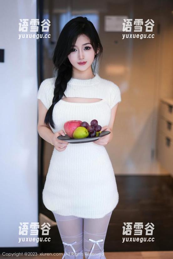 Xiuren秀人网-月音瞳 Xiuren秀人网 - 看月音瞳的长腿,哦不,是她的精选写真集,有点出戏了!