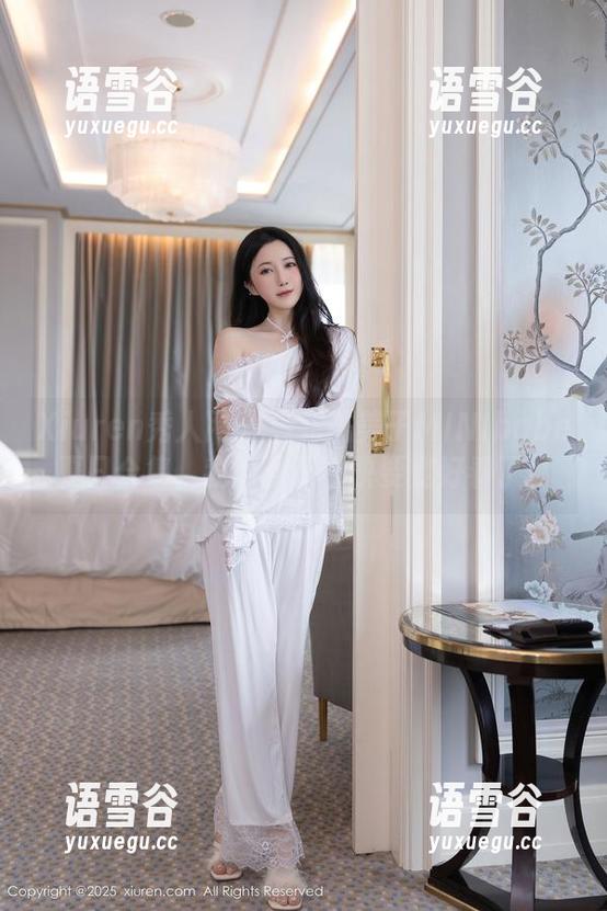 Xiuren秀人网 - 看完糯美子MINIbabe夏日合集，我的夏天都快要变好看了！