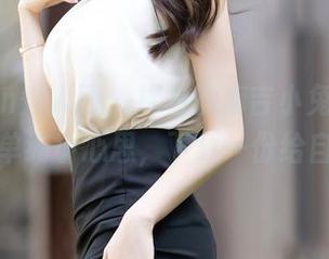 Xiuren秀人网 – 裸足的麻吉小兔子，图库里的单纯小心思，下载一份给自己吧！