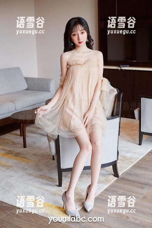 YouMi尤蜜荟 - 人比花娇，网盘里熟悉的M梦baby来啦，谁来给我小心心？