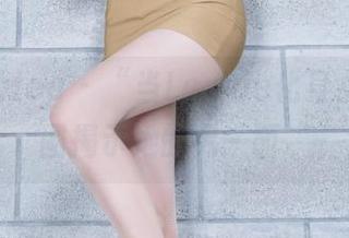 beautyleg – “当Leonie化身女仆，原图揭示她的另一面“