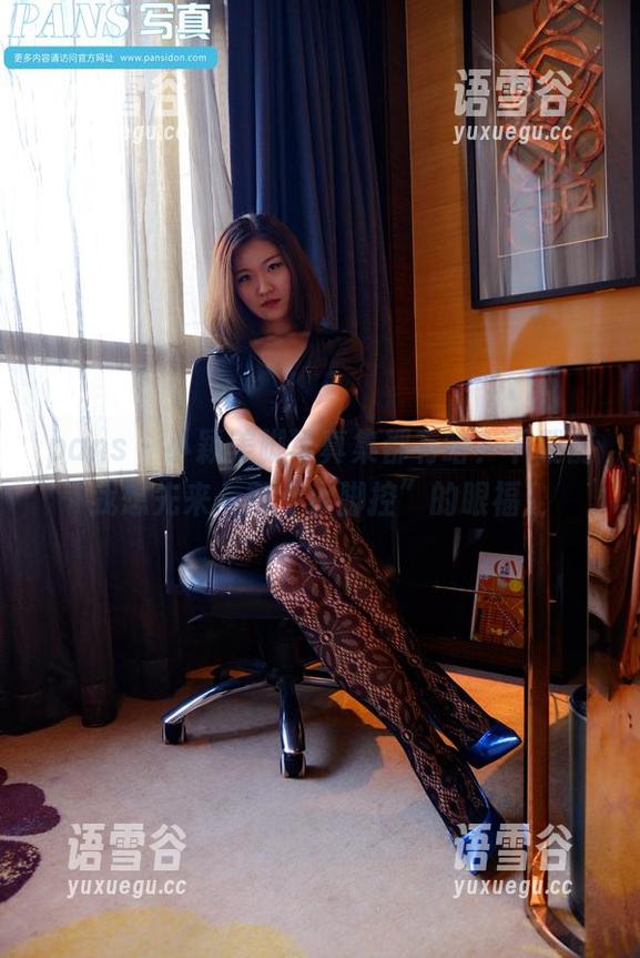 pans - 小颖美脚写真集都有啥？下载前我想先来一剂“小脚控”的眼福！