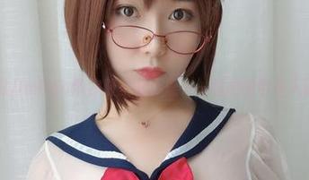 三刀刀miido带你看圣诞小鹿——私拍图包令人瞩目
