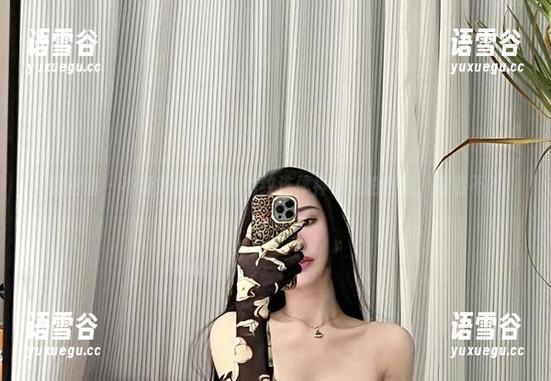 微密圈 - 不爱笑的赛琳的豹纹连体神奇私拍合集，敢看不？