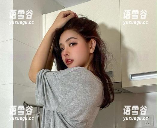 微密圈 - 于芷晴的皮衣图集：开挂的时尚斗篷，连超人都想借一套！