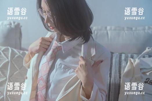 云溪溪的修女cos，好像哪个神灵在暗中狙击我的神经！
