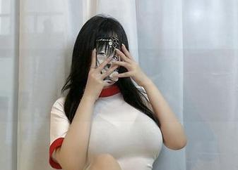 微密圈 – 可馨juicy的写真资源，都是各位自认为的女神，哈哈。