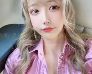 白裙的故事：啾小妍Deer最新美图里的每一个画面都在说话。