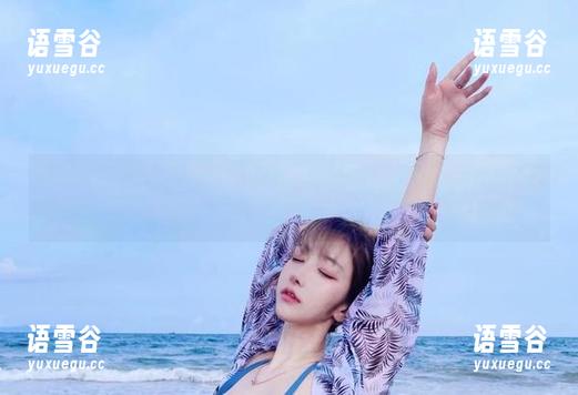 看着啾小妍的油亮写真，不由让我猜测，她的照片里到底加了多少润滑剂？