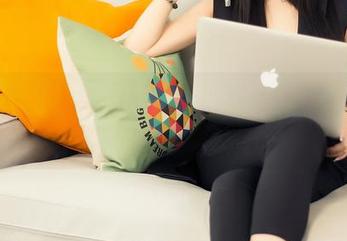 头条女神 – 李丽莎的圣诞高清原图，梦幻飘渺的北极萌妹子！