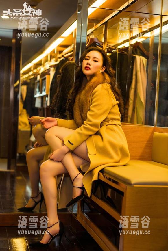 头条女神 - 运动、甜心、辣妹——琳琳的写真，把每个元素都玩出新花样儿。