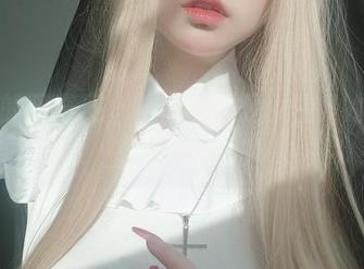 说好的玛奇玛，结果竟然是女主K的原图壁纸大放送！