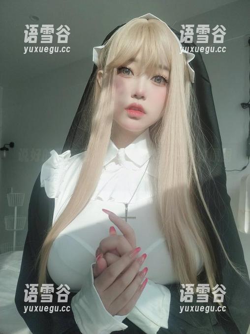 说好的玛奇玛，结果竟然是女主K的原图壁纸大放送！