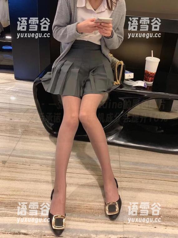 微密圈 - 一张小仙女ELaine的黑色图片，下载后承诺：你的手机成分会提升10%！