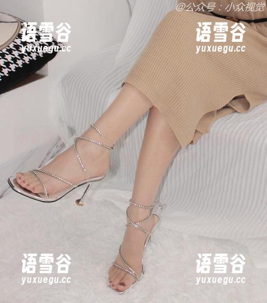 小众视觉 - 转角遇到小薯条，连衣裙穿的如此轻松，图包必须拿下！