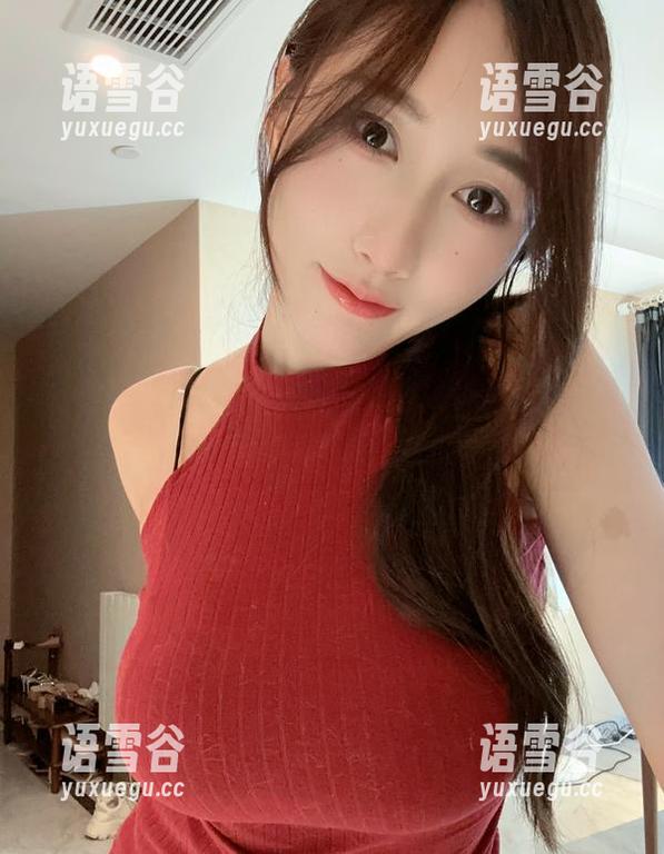 微密圈 - 小玉吃果冻和她的牛奶般肌肤，以美图合集为武器征服你的视线！