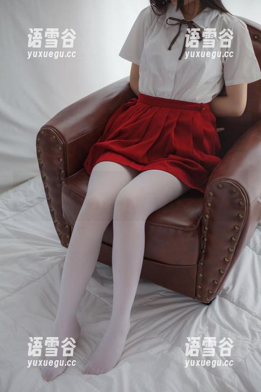 少女秩序 - 穿着千澄的礼服，免费图包让你梦回美丽晚宴！