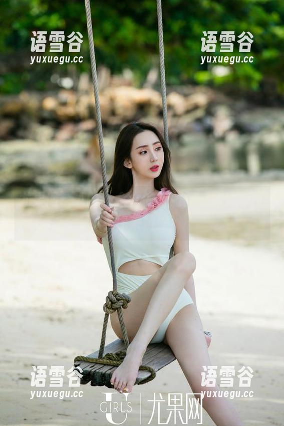 尤果网 - Abby金金的校服秀，高清壁纸等你来嫉妒！