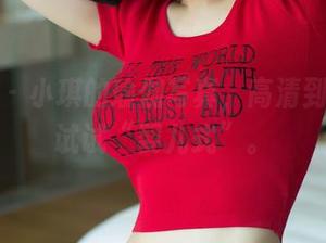 尤果网 – 小琪的瑜伽写真，高清到让你想试试“婴儿式”。