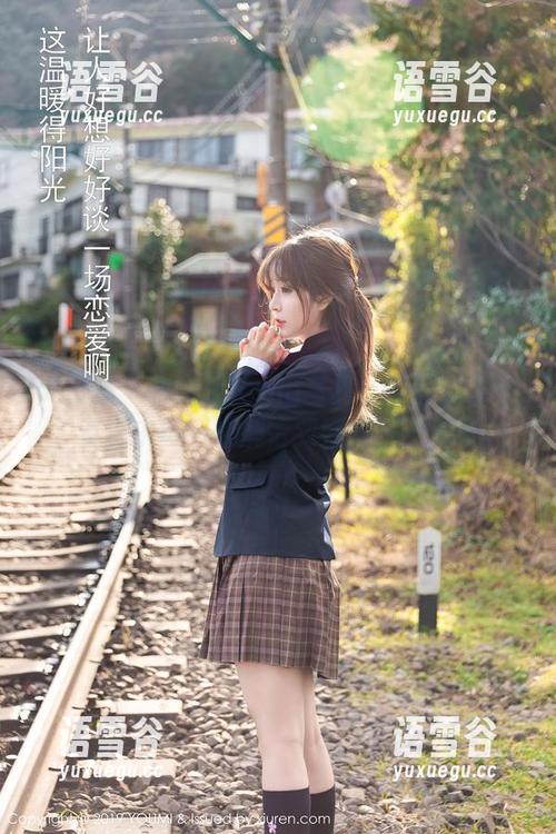 尤蜜荟 - 小海臀Rena写真：蕾丝的承诺，资源中每一帧都恰到好处，上瘾啊。