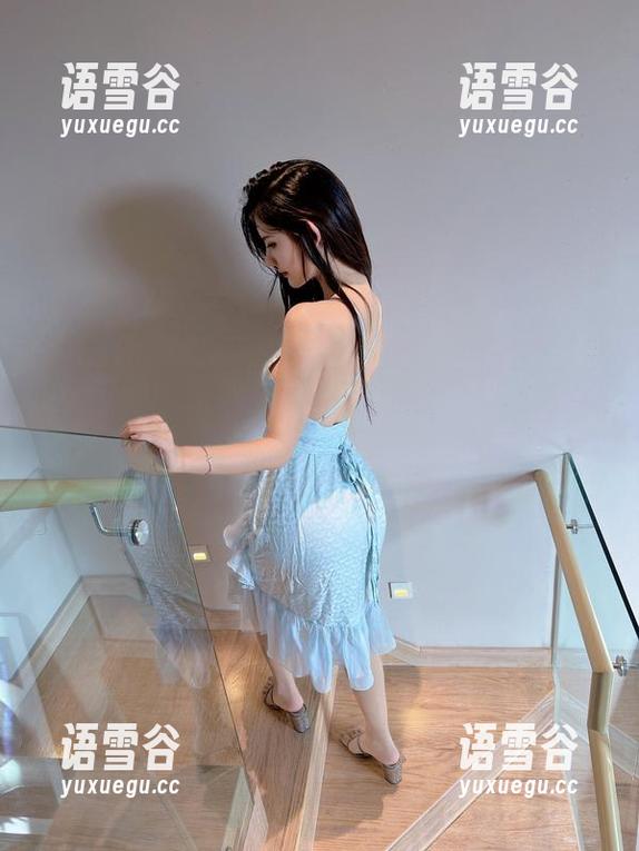 微密圈 - 就是阿朱啊和她的制服：私房作品里藏着的不止是好看还有无尽遐想