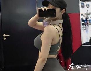 微密圈 – 甜心图片里的心机，别让左公子666发现我在看