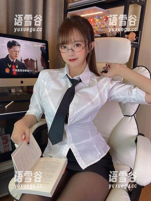 微密圈 - 张思允nice这组瑜伽作品，精选，C位永远是她！