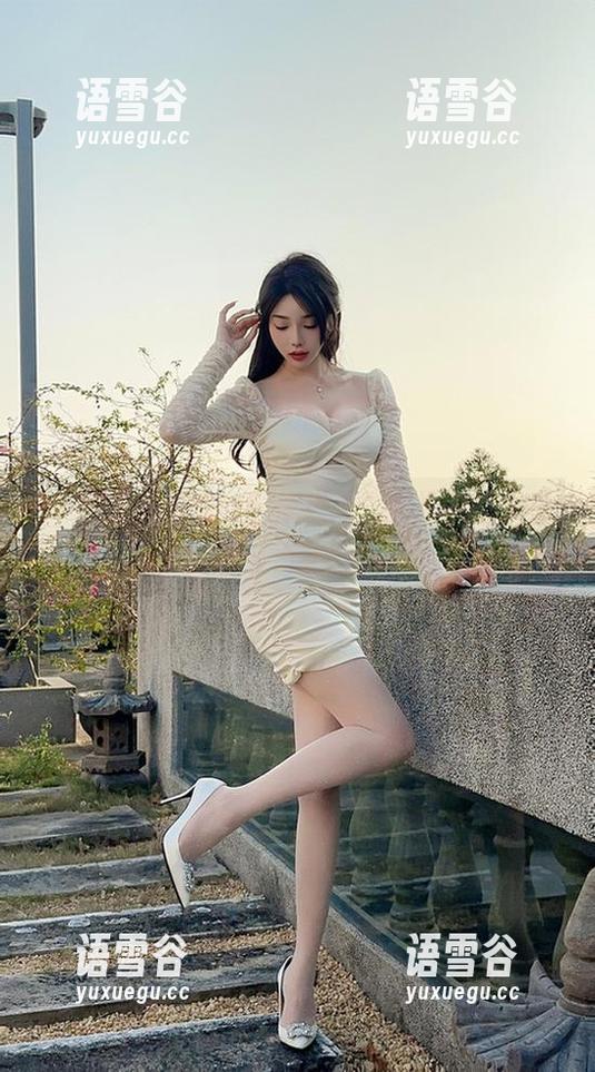 微密圈 - 图库中的徐莉芝，体操服让人觉得有点小暧昧