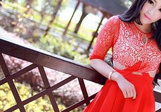 推女神 – 歆小兔chobits女神图包新鲜出炉，这些姿势让我想问，脑子里究竟转了多少种可能？