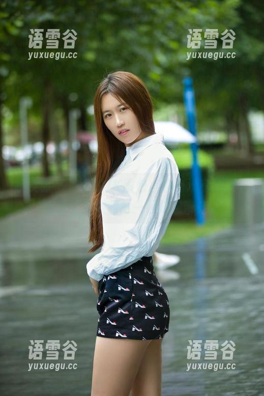 推女郎 - 黄可的JK图包，你有没有想过，把这波美腿和脸一起打包带走？