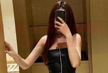 微密圈 – 提袜少女与她的透明原图，今天又是谁的情感投影？
