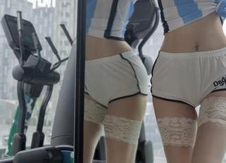 微密圈 – 看果儿Victoria的粉色内衣和吊带袜，我似乎迈入了一个可爱的迷思–写真合集