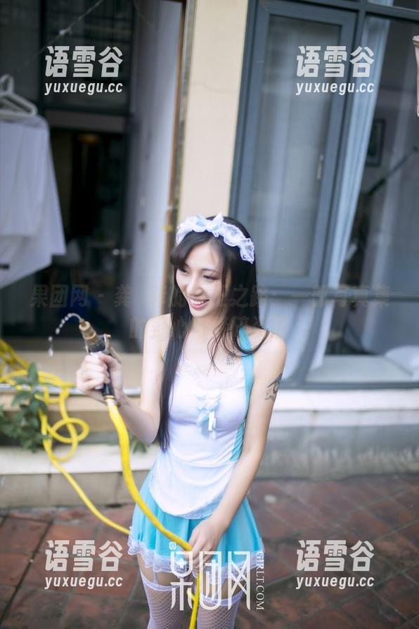 果团网 - 龚玥菲的女王之路：一部写真集的野心与梦碎资源