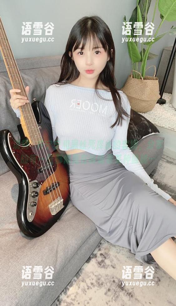说到桜井宁宁和黑丝死库水的套图，分享的每一张都像是在诉说着某种隐秘…