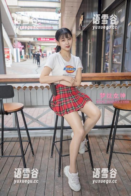 梦丝女神 - 找到魏婷婷的原图，在线聊聊这“秘密”，不过我可能不懂！