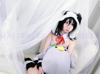 一夜之间被小草莓睡衣俘获，白易子教主的精选套图太迷人