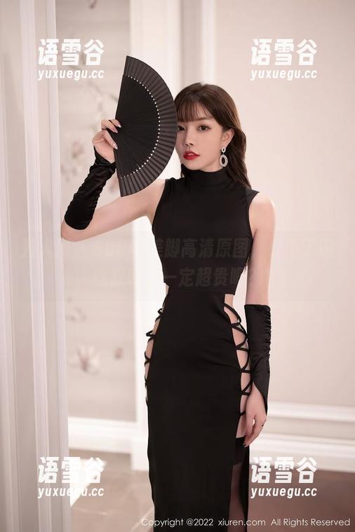 秀人网 - Sukki美脚高清原图，受不了啦，这双鞋子一定超贵吧？！