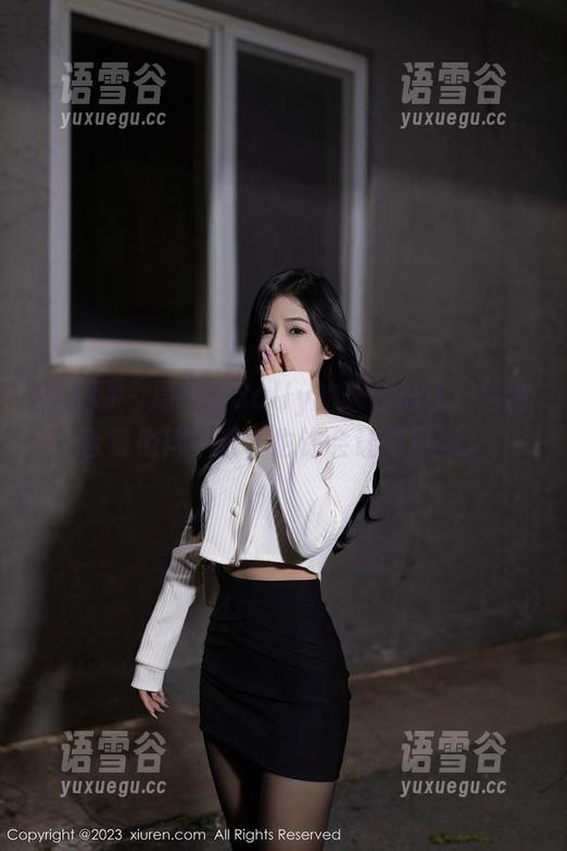 秀人网 - 周于希Sally的天台战役，写真合集值得一看，也许会让你思考。