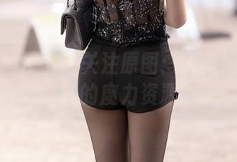 秀人网 – 停下来关注原图：大美媚京和浴缸的魔力资源