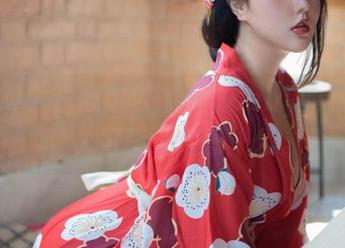 秀人网 – 甜心图包：小雨baby的私房照让人好奇她在想什么。
