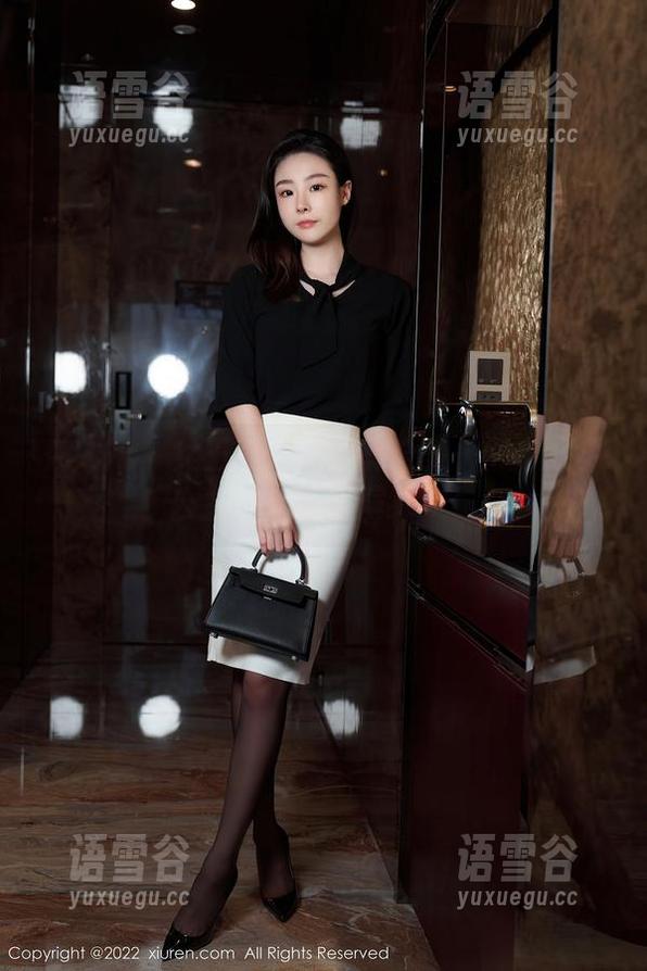 秀人网 - 女王殿下的写真合集——心妍小公主的“专属演绎”！